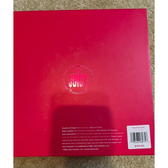 NWT juicy couture velour hoodie and jogger set - Picture 2 of 5